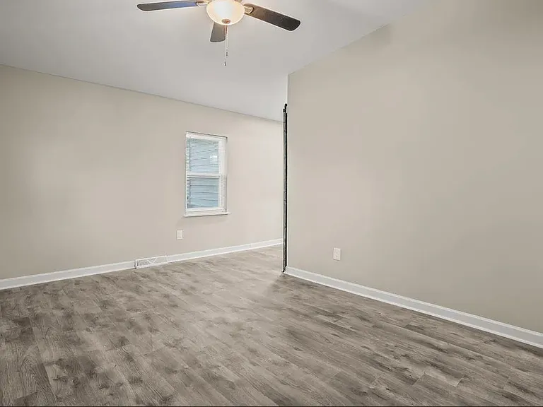 425 Yachting Rd — Photo 6