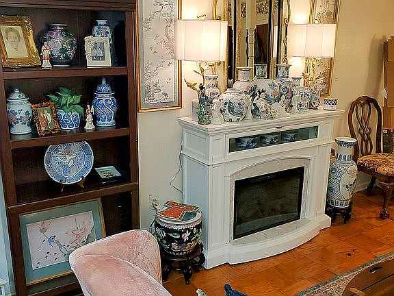 Formal Living/Dinning