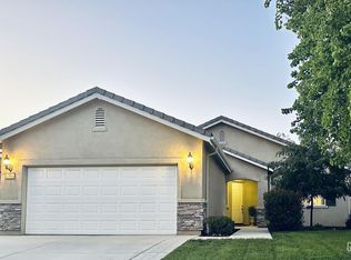 13908 Sandstone Peak Dr, Bakersfield, CA