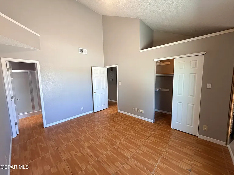 1533 El Greco Cir — Photo 8