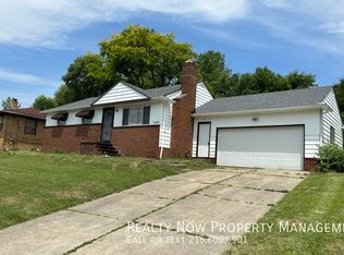 16605 Kollin Ave, Cleveland, OH 44128