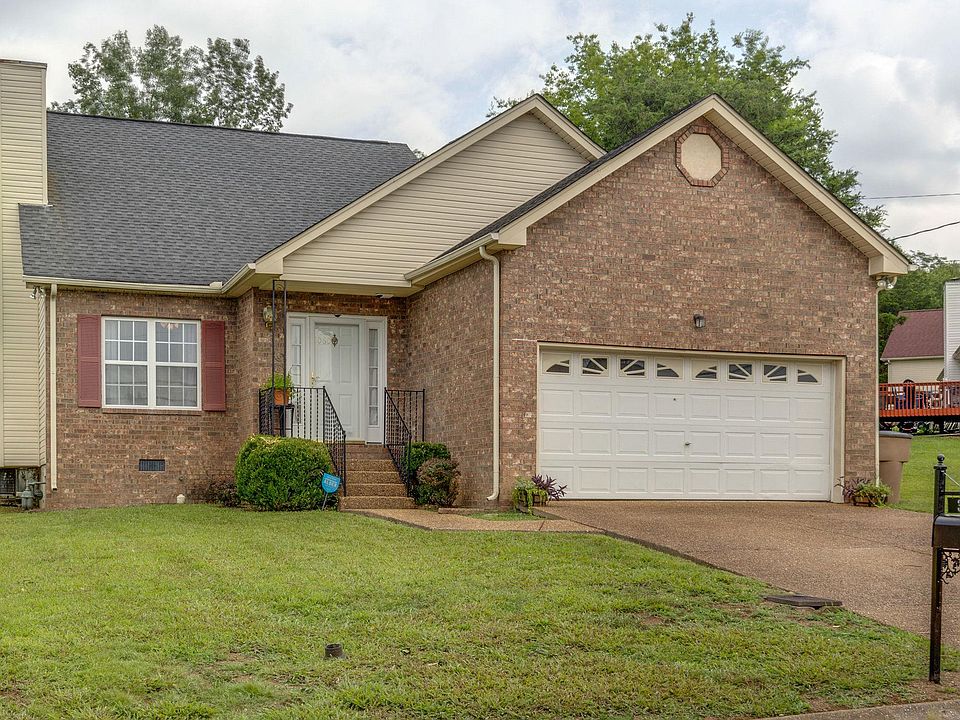1st image of 3060 Chateau Valley Dr