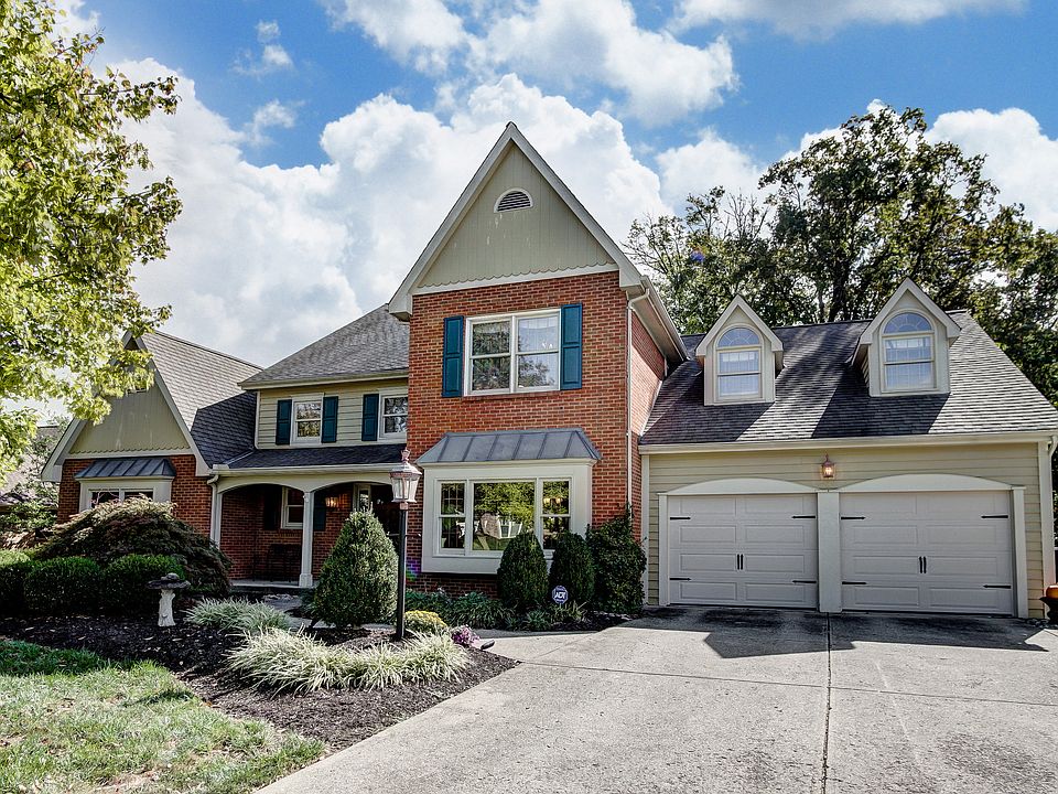 1st image of 10030 Pond Woods Ln