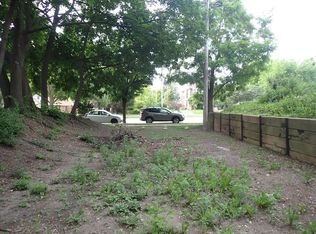 5212 W WISCONSIN AVENUE, Milwaukee, WI 53208