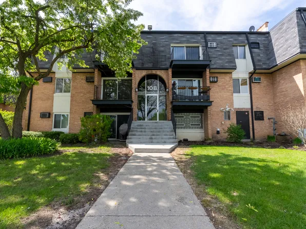 10B E Dundee Quarter Dr Unit 303, Palatine, IL 60074