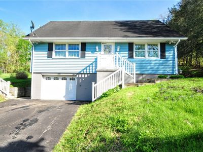 308 Twin Bridges Rd, Charleroi, PA, 15022