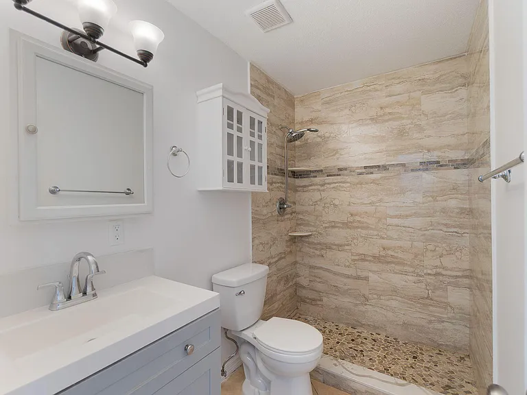 2831 N Seacrest Blvd #B — Photo 5