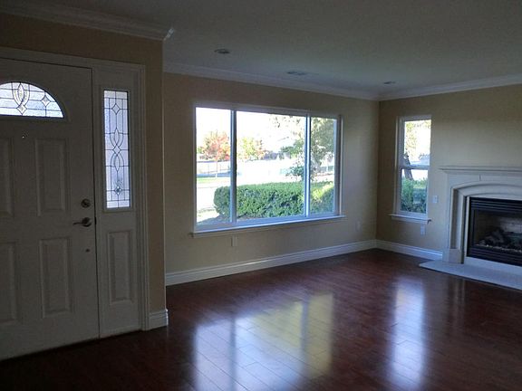 3rd image of 3156 Kimlee Dr