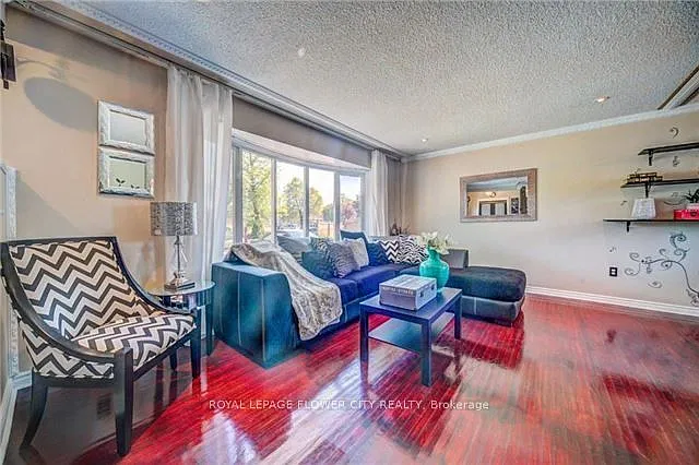 3 bed, $3,400 — Photo 3