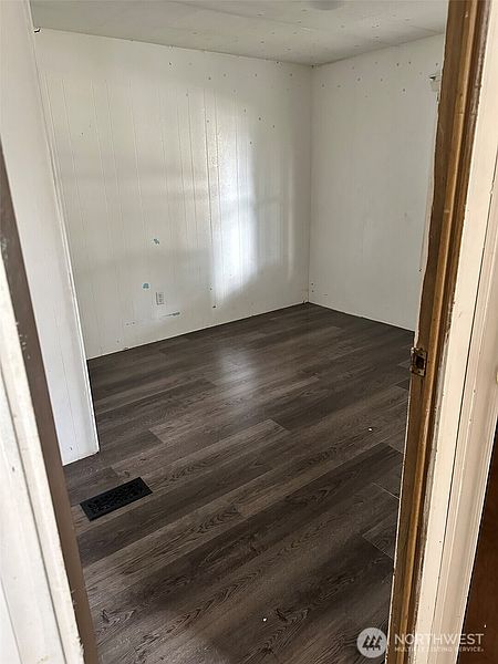 4th image of 11327 Entree View Dr SW