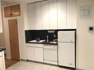 9118 3rd Ave APT 1R, Brooklyn, NY 11209