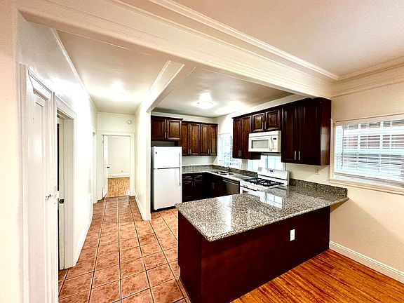 3rd image of 1536 4th Ave Unit 1538