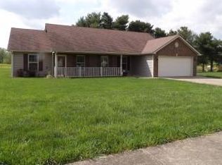 506 Saint Andrews Dr, Vine Grove, KY 40175