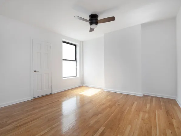 354 22nd Street image 2 of 9