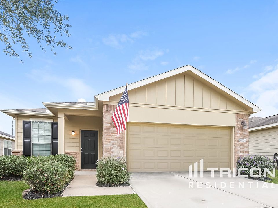 1st image of 16014 Arapaho Bend Ln