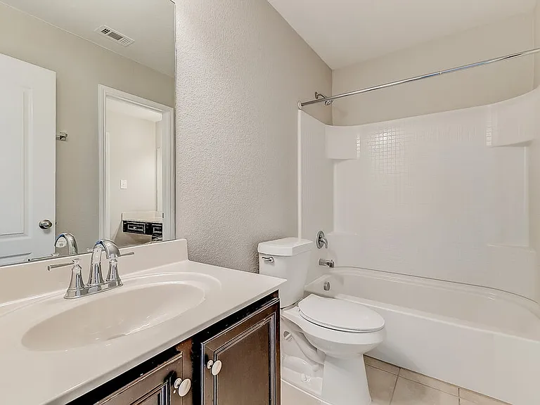 4208 Glen Abbey Dr — Photo 15