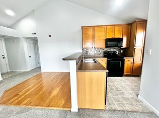 4300 Spring River Dr #3A, O'Fallon, MO 63368