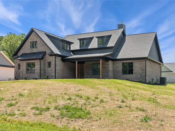 122 Channy Ln, Lexington, NC 27295