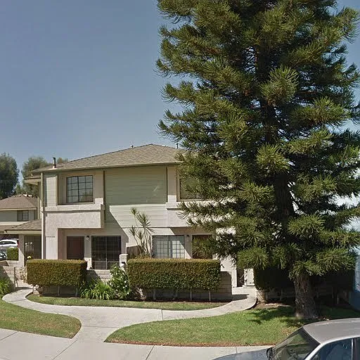 2 bed, 2.5 bath, 1000 sqft, $3,030 — Photo 1