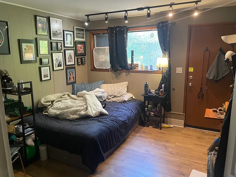 3222 W Government Way — Photo 6