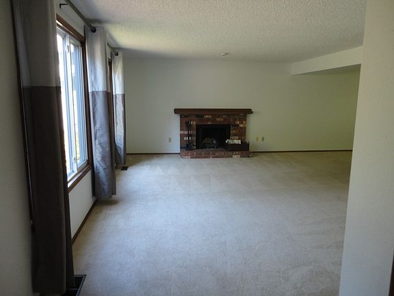 4th image of 2407 Dublin Dr NW