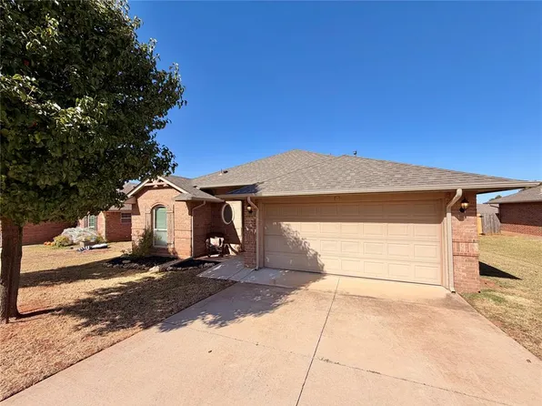 6825 NW 157th St, Edmond, OK 73013