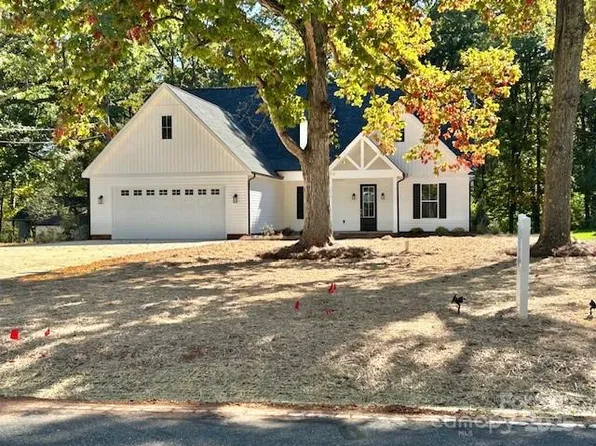 3575 Eva Dr NW, Concord, NC 28027