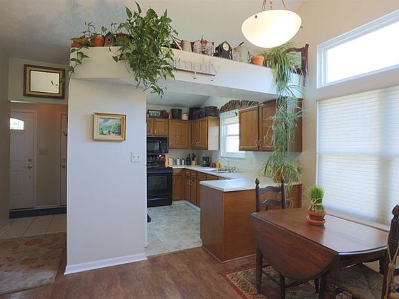2nd image of 6725 Prince Regent Ct