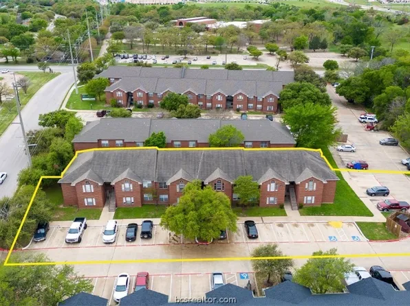 701 Balcones Dr #D, College Station, TX 77845
