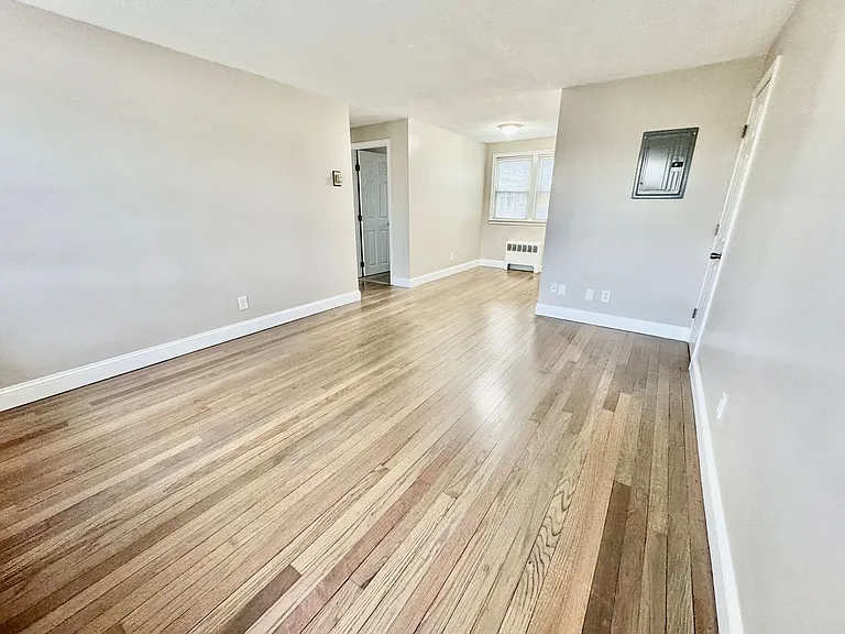Shawomet Gardens Apartments — Photo 42
