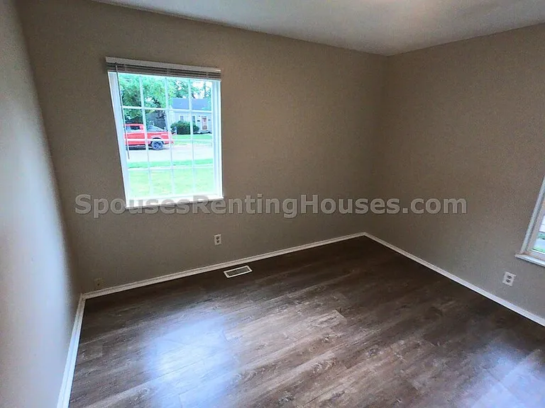 1909 N Colorado Ave — Photo 8
