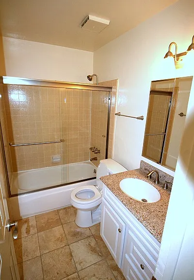 301 Knob Hill Ave. — Photo 9