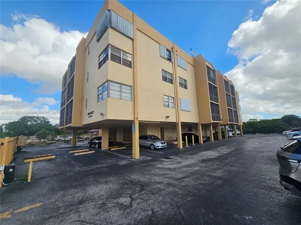 6831 W 14th Ct APT 405, Hialeah, FL 33014