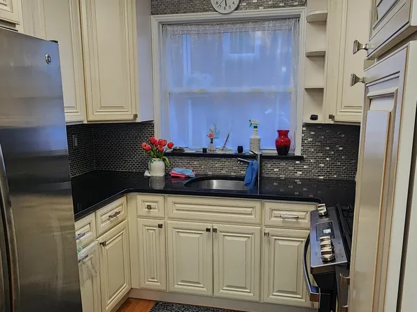 (undisclosed Address), Bronx, NY 10469