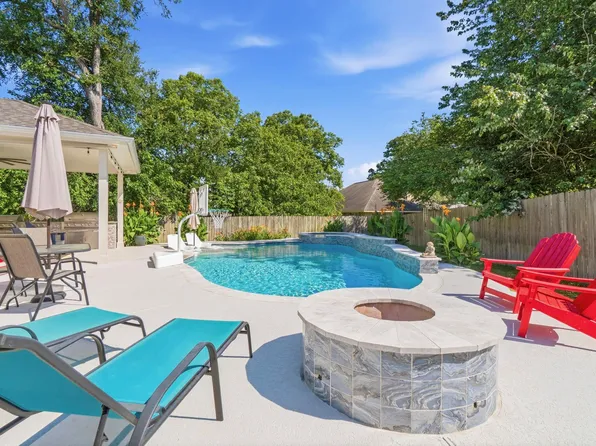10802 Windswept, Montgomery, TX 77356