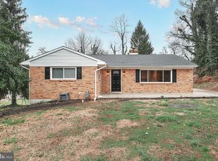 416 Locust Rd, York, PA 17403