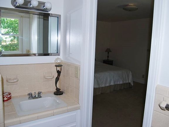 5th image of 1410 Woodland Dr