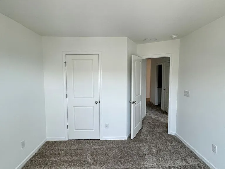 13111 Rover St — Photo 17