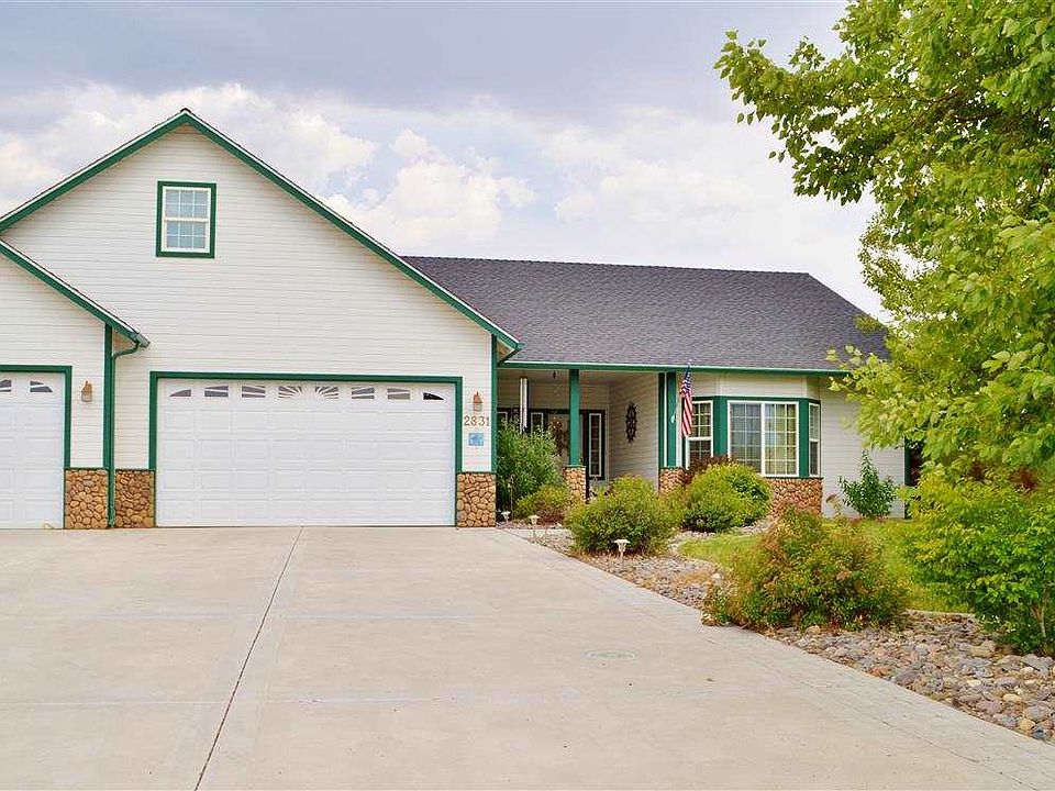 1st image of 2831 La Cresta Ct