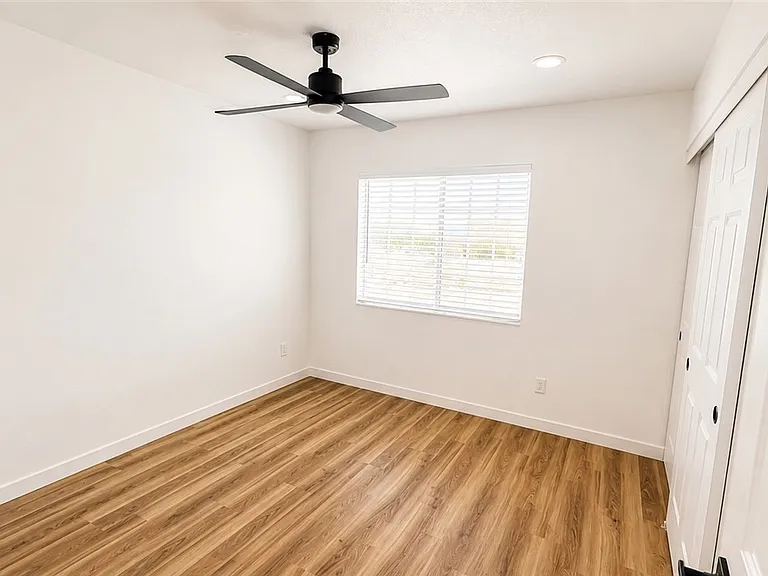 1916 Coyote Pass Way — Photo 16