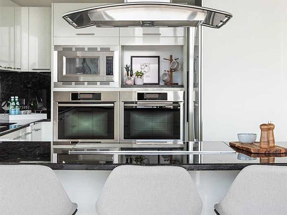 5th image of 6899 Collins Ave Unit 2404