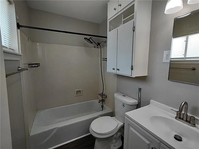 118 Yorke St #B — Photo 9