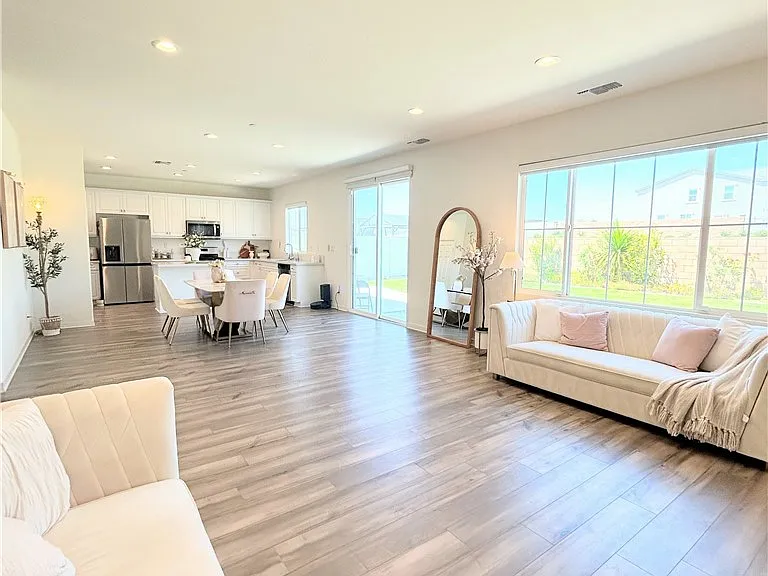 9677 Mondrian Ln — Photo 12
