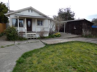 512 W 12th St, Port Angeles, WA 98362