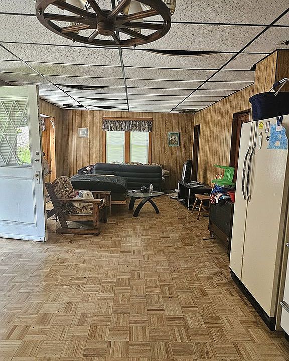 2nd image of 21738 W Oak Ave