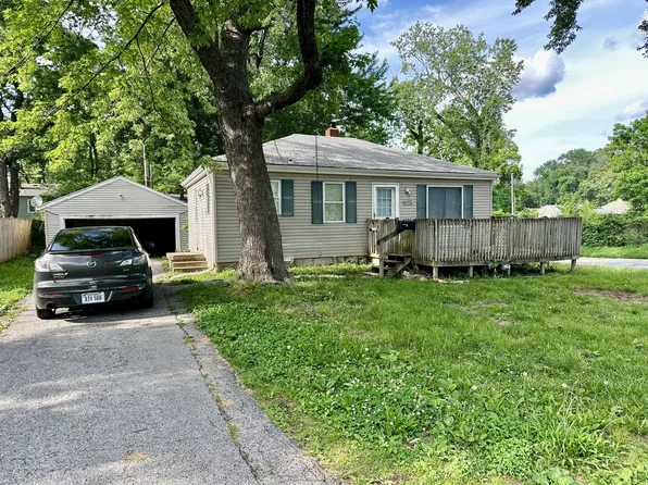 10516 E 27th Ter S, Independence, MO 64052