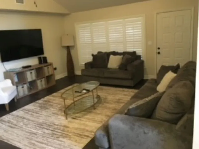 5426 Villa Deste Ct — Photo 3