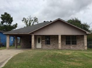 1031 Schwarner St, Beaumont, TX 77701