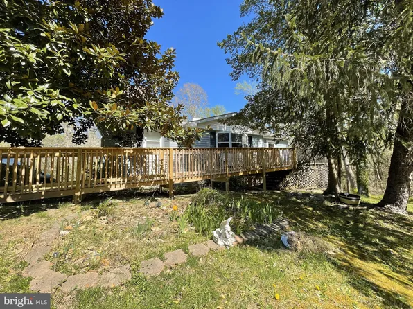 18006 Trossbach Rd, Dameron, MD 20628