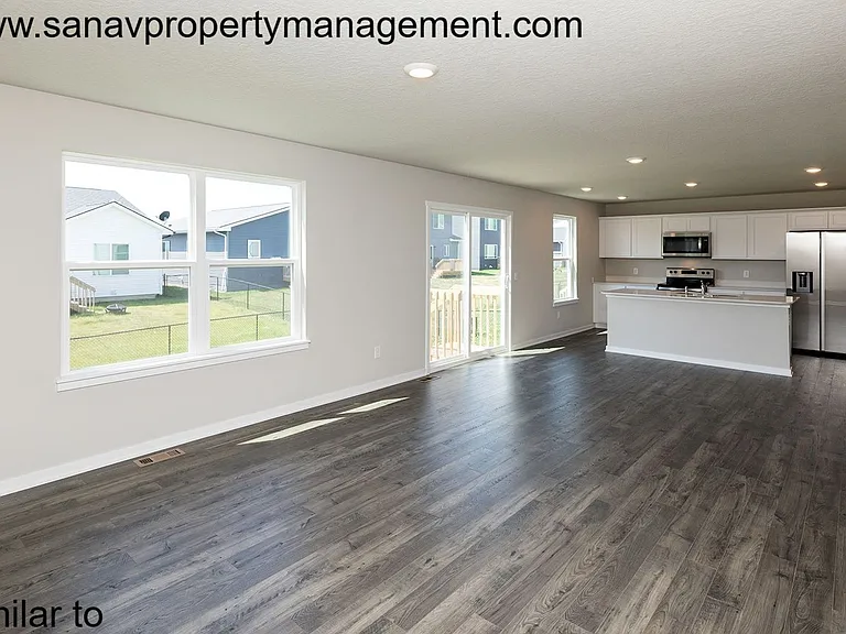 515 Elizabeth Ln NW — Photo 8